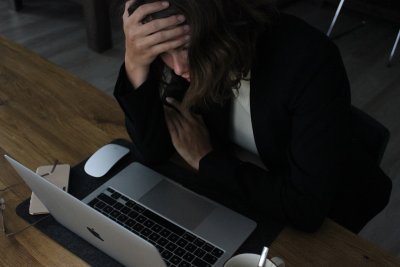 Wat langdurige stress echt met je hersenen doet